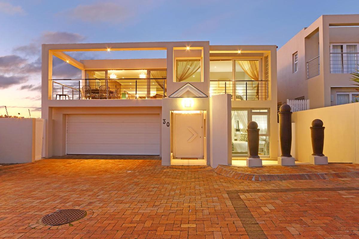 Bayview 30 By Hostagents Bloubergstrand Exterior foto
